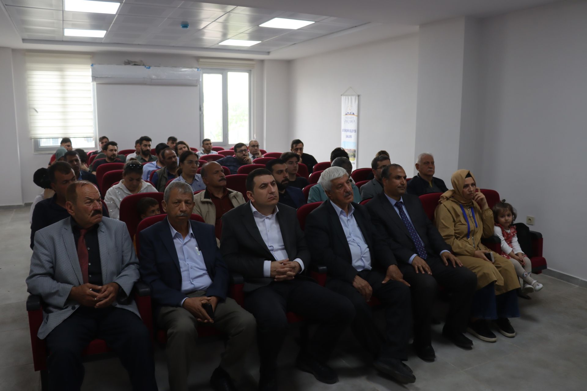 Şanlıurfa Büyükşehir Belediyesi’nden Çiftçilere Gübreleme Eğitimi