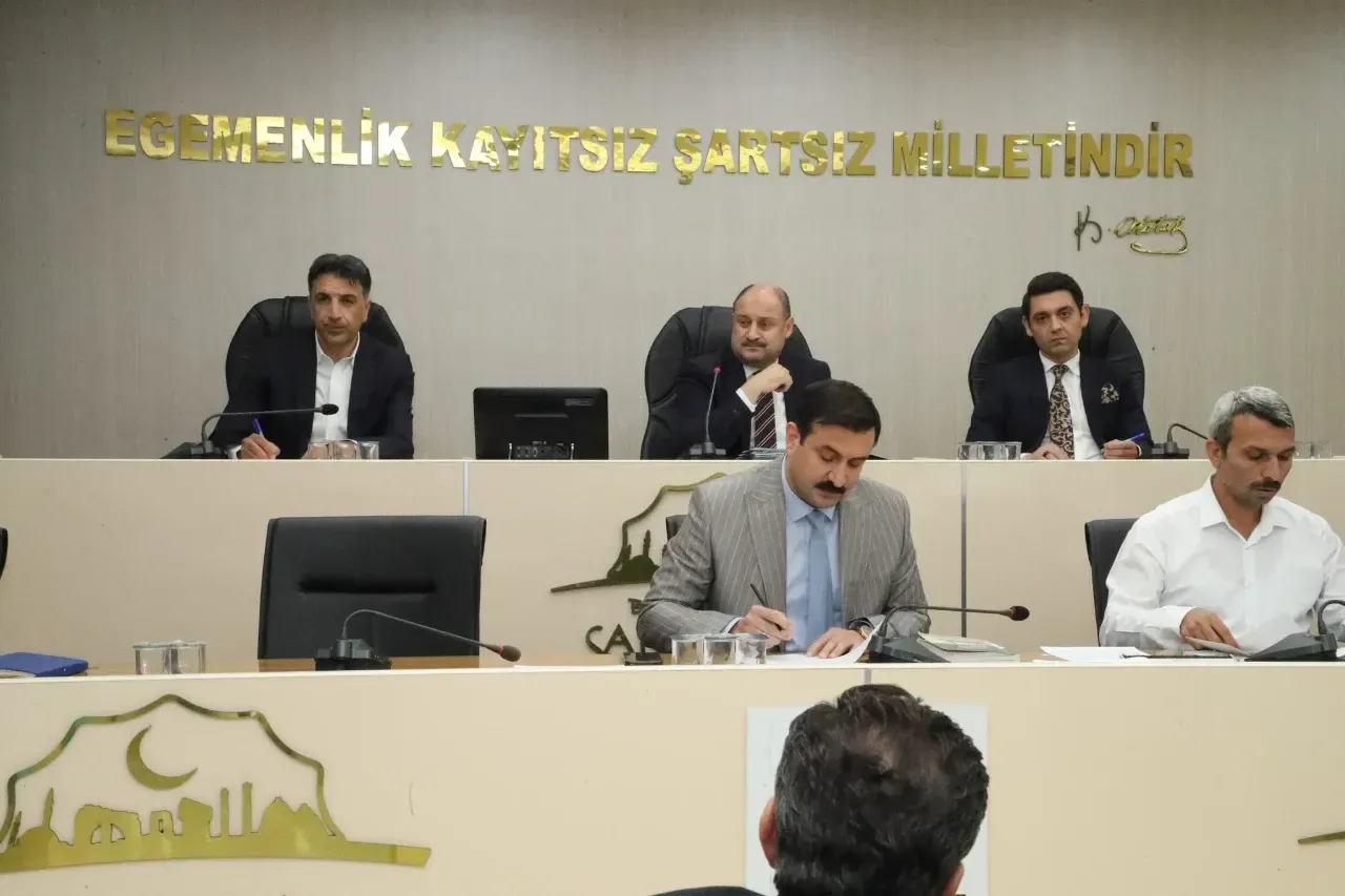 Urmiye–Şanlıurfa Kardeş Şehir Protokolü İsrail–İran Savaşı Gölgesinde Askıya Alındı