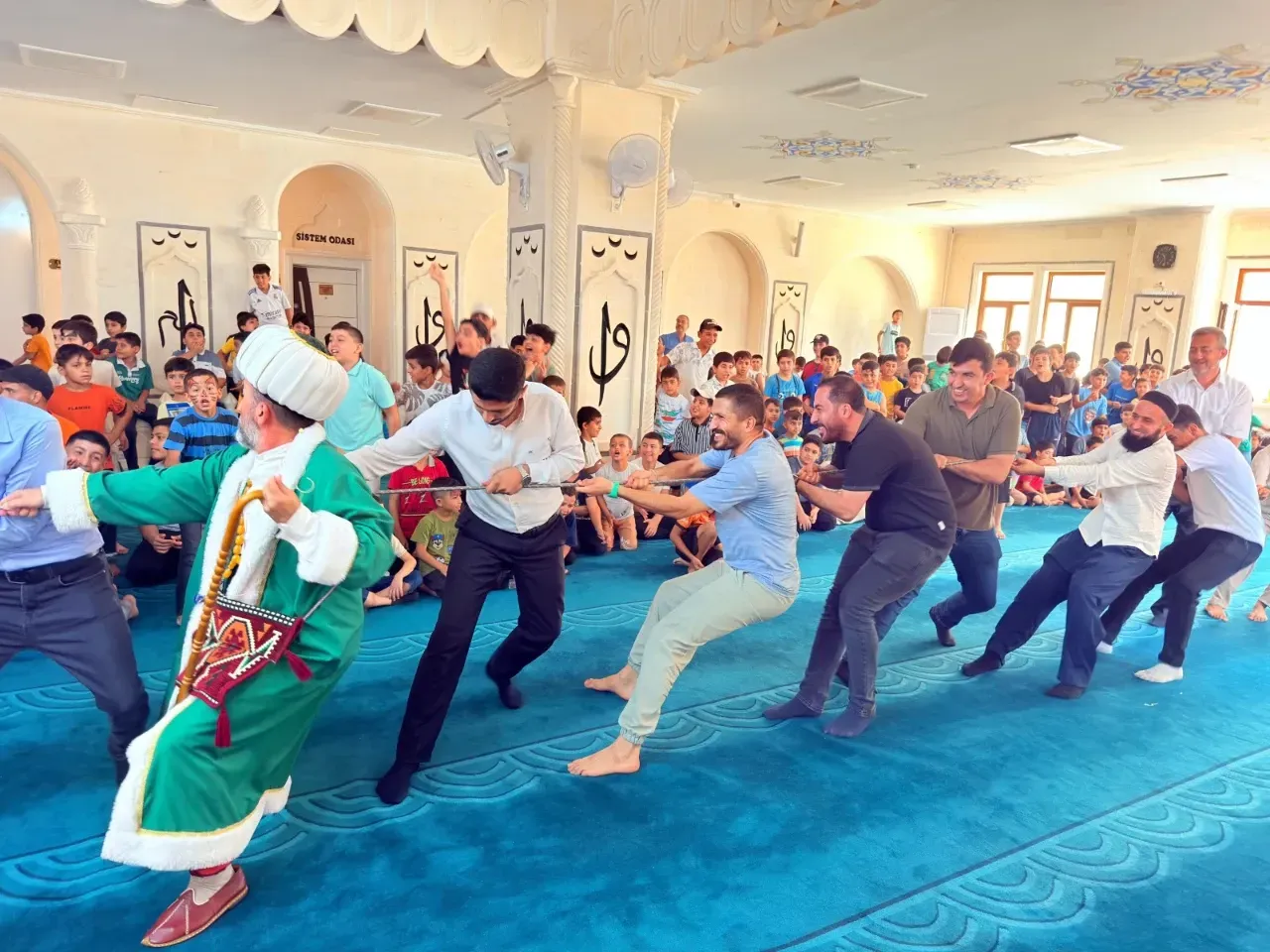 Ceylanpınar’da Nasreddin Hoca Çocuklarla Camide Buluştu