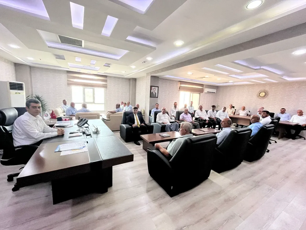 Ziraat odası ve muhtarlardan kaymakam Özdemir’e hayırlı olsun ziyareti