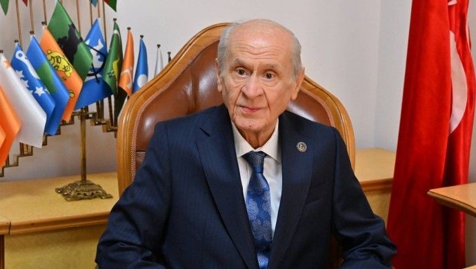 Bahçeli: Komisyon vasıtasıyla sis bulutları dağıtılacak