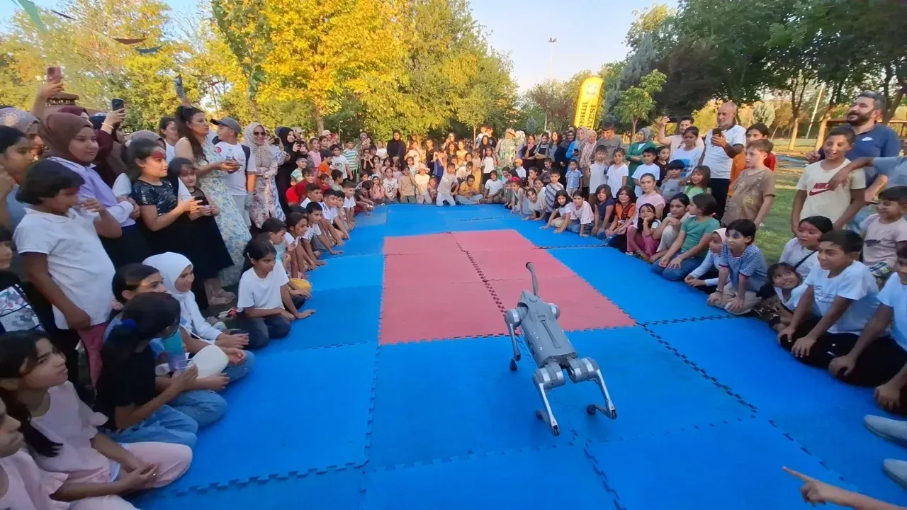 Büyükşehir’den Çocuklara Bilim Ve Eğlence Dolu Festival