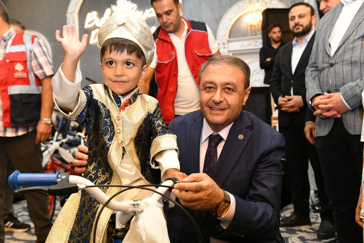 Şanlıurfa’da Toplu Sünnet Şöleni Düzenlendi