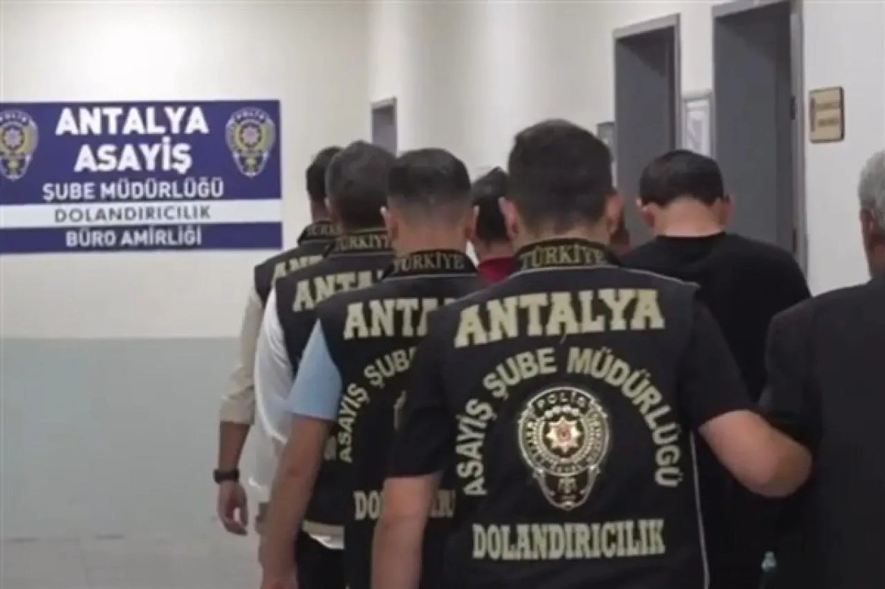 29 ilde nitelikli dolandırıcılık şebekelerine yönelik operasyon : Şanlıurfa ‘da var