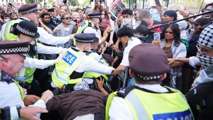 Londra’da Filistin eylemi: 150 gözaltı