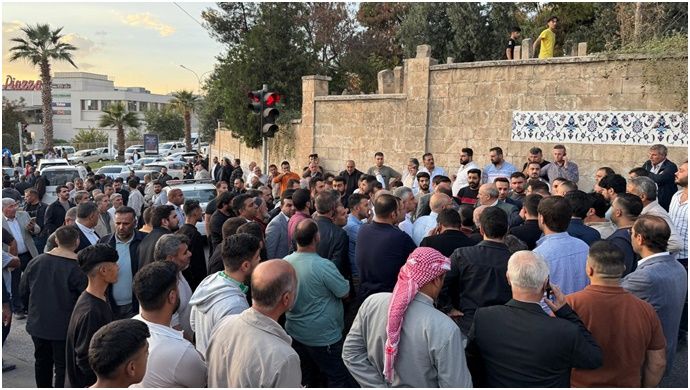 Mezarlıkta Park Gerginliği: Biber Gazı ve Coplu Müdahale! 9 yaralı