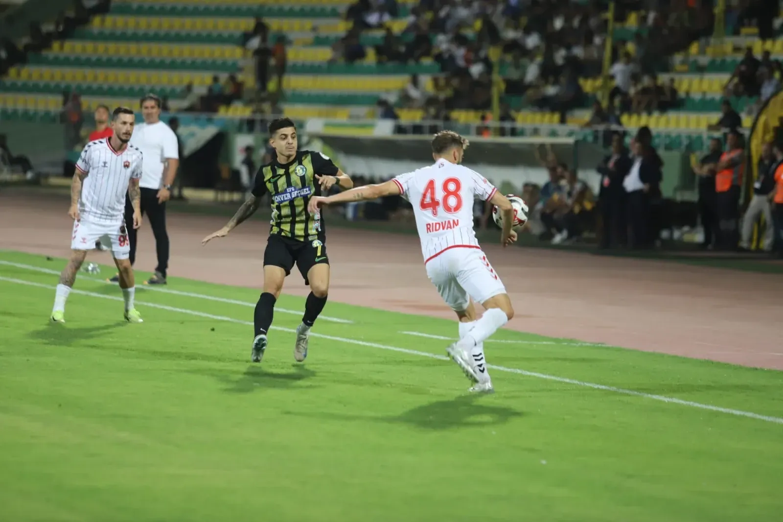 Şanlıurfaspor Evinde Güldü: 3-1