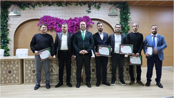 Karaköprü’de Örnek İşletmeler Sektörel Başarı Belgesi İle Ödüllendirildi