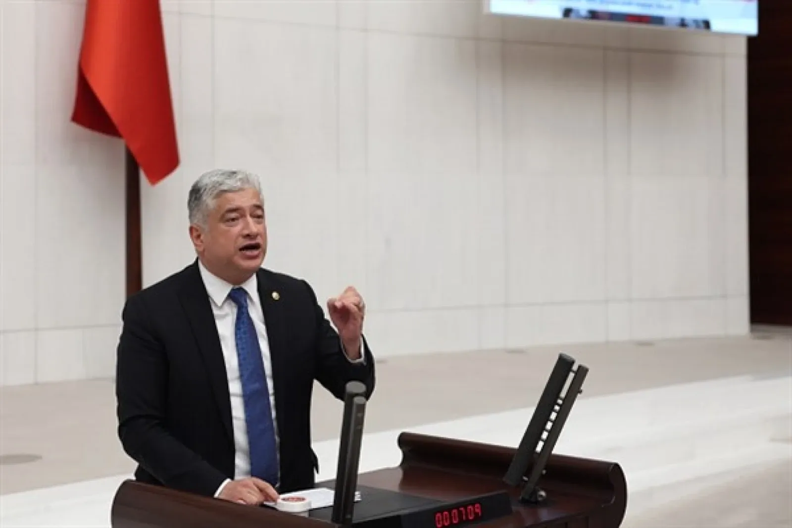 Kısacık: Bayramlarda en az bir maaş ikramiye verilmeli