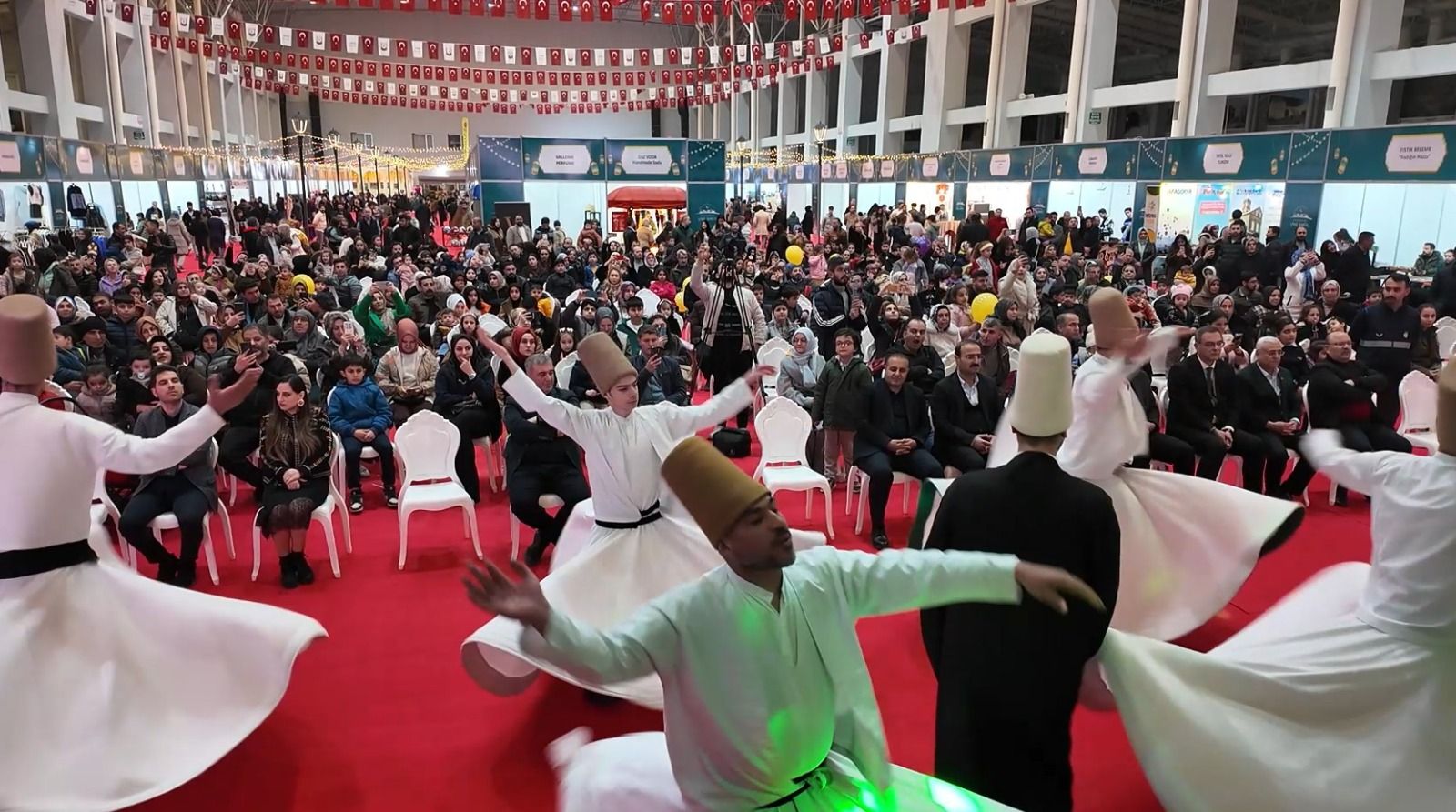 Şanlıurfa’da “Ramazan Sokağı” Ziyaretçilere Kapılarını Açtı