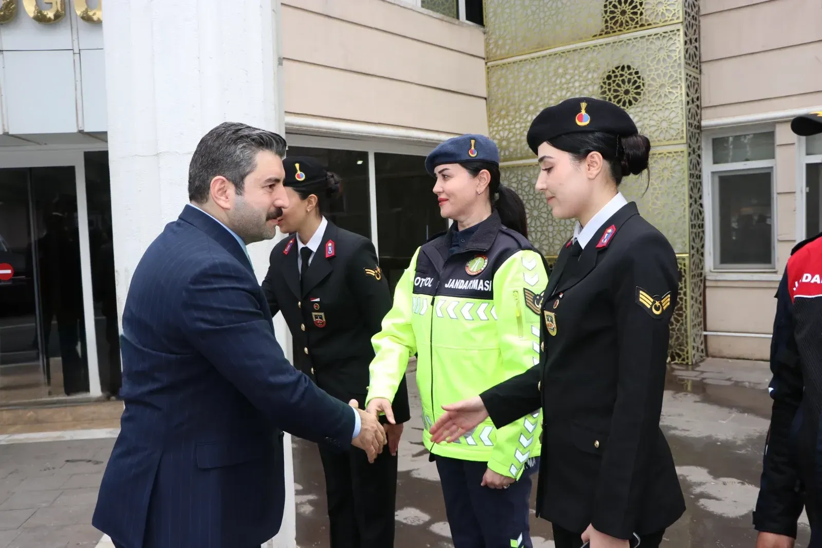 Eyüpoğlu ve Başak ‘tan Emniyet Müdürlüğüne Anlamlı Ziyaret