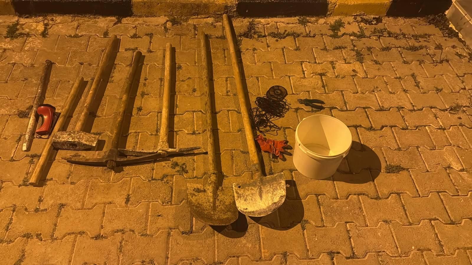 Şanlıurfa’da izinsiz kazı yapan 5 şüpheli yakalandı