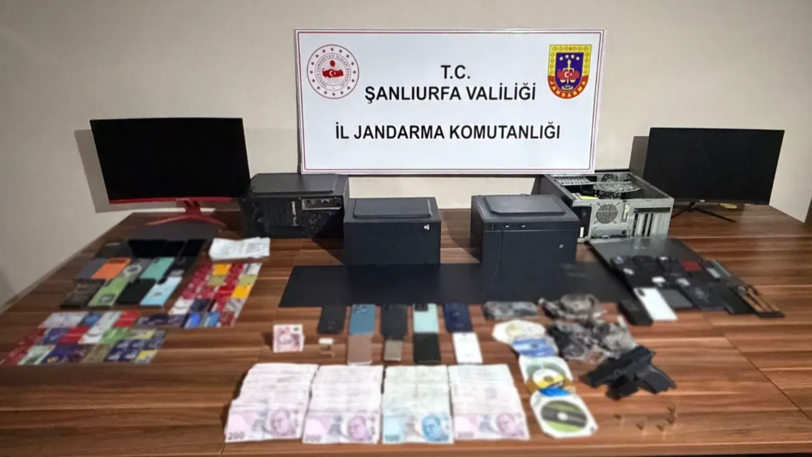 Şanlıurfa’da siber suç operasyonu: 14 şüpheliye adli işlem