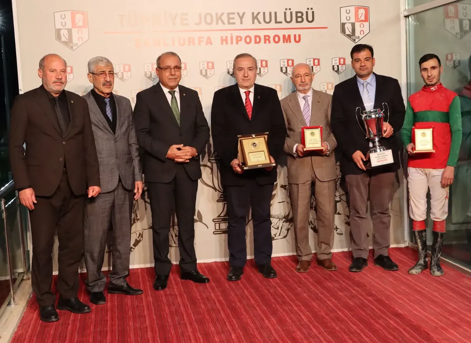 “ŞUTB’nin Önceliği Ekonomi Değil, Koşu mu?” Tartışması