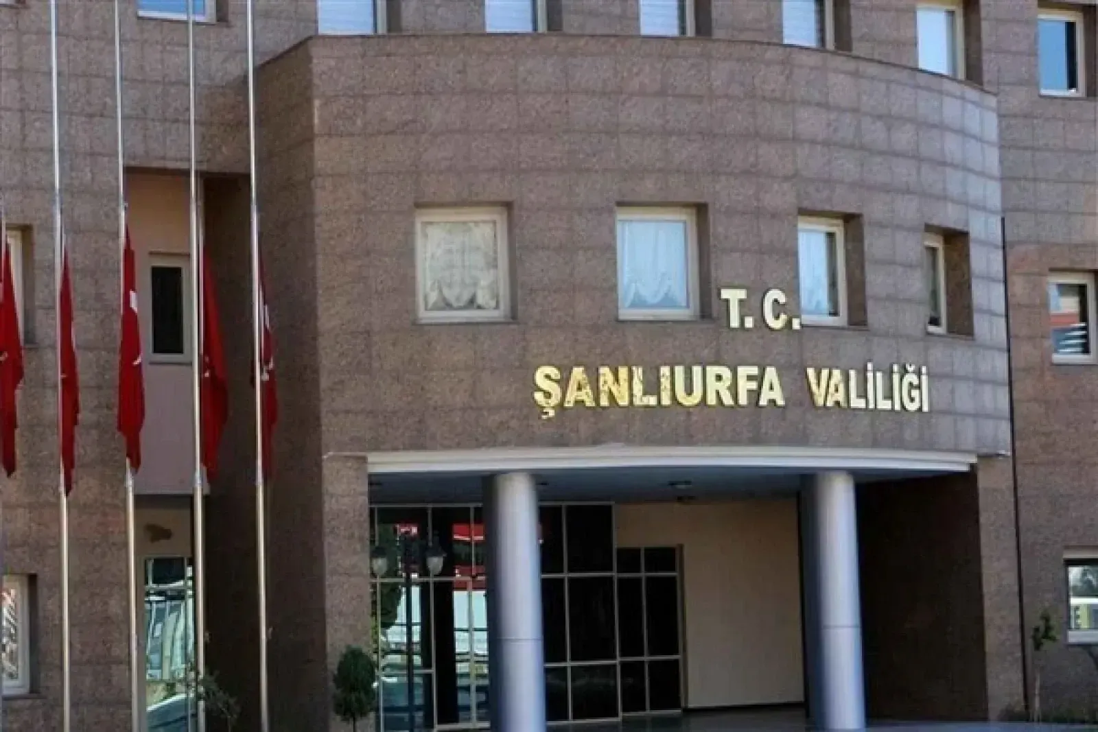 Valilik Duyurdu: Siverek’te 4 Müdür Görevden Uzaklaştırıldı, 1 Şüpheli Gözaltında