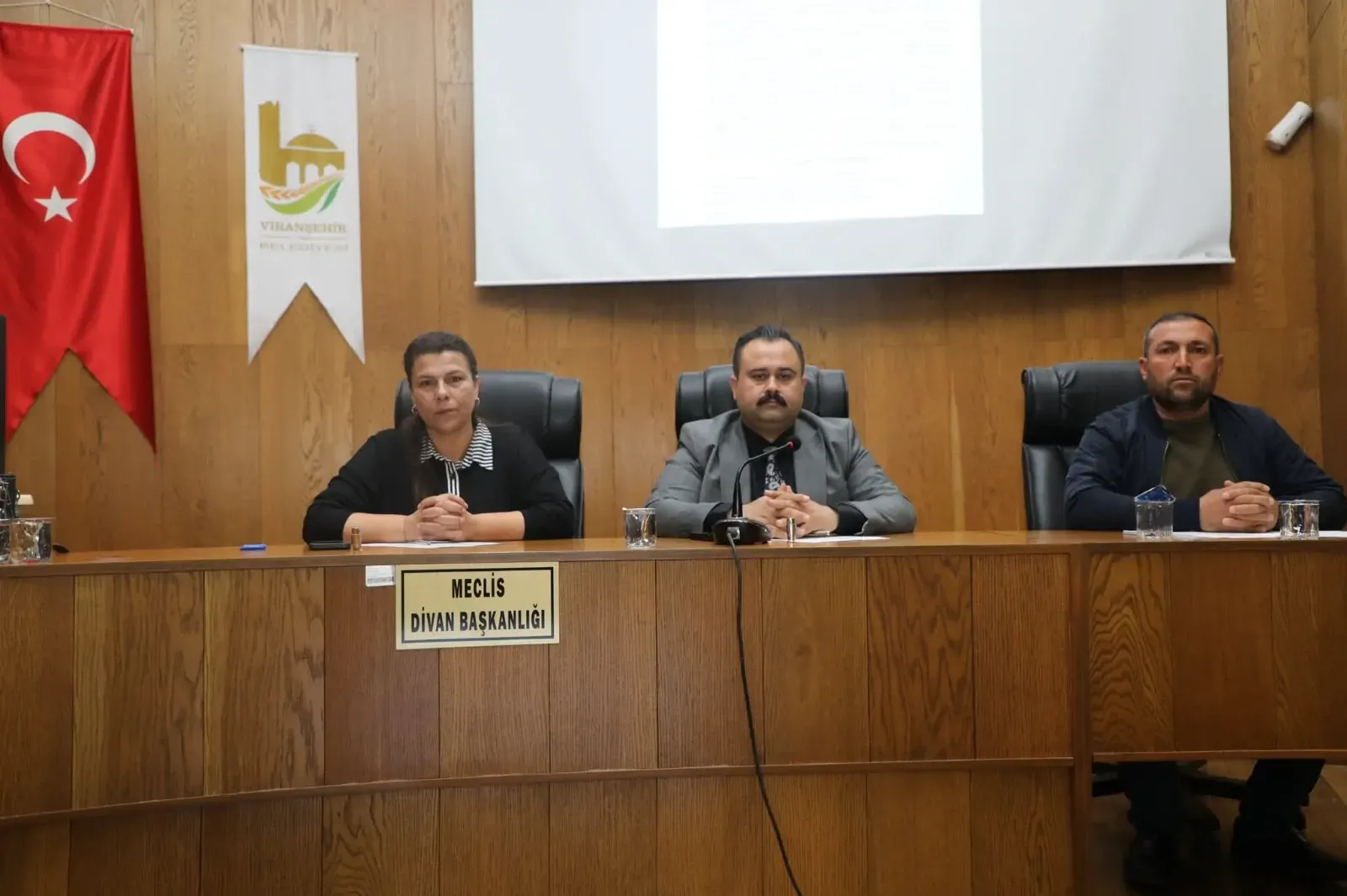 Viranşehir Belediyesi’nde Nisan Ayı Meclis Toplantısı Yeni Komisyon ve Görev Dağılımı Belirlendi