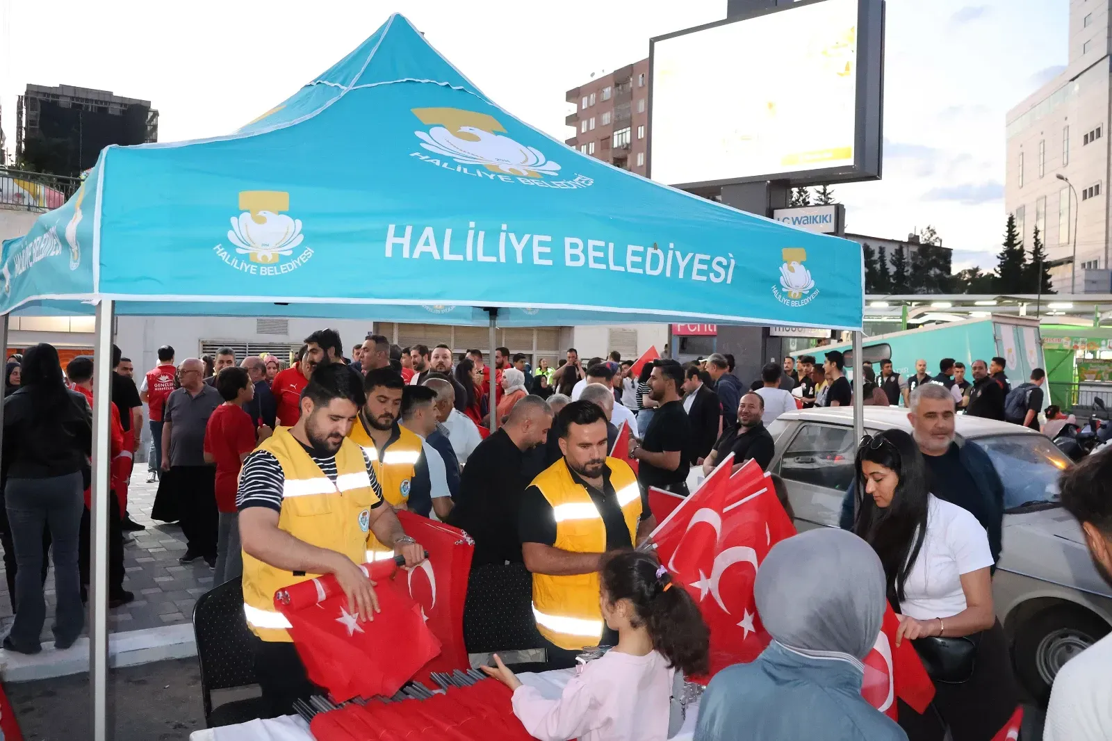 Haliliye Mehteranı 19 Mayıs Kortejine Damga Vurdu