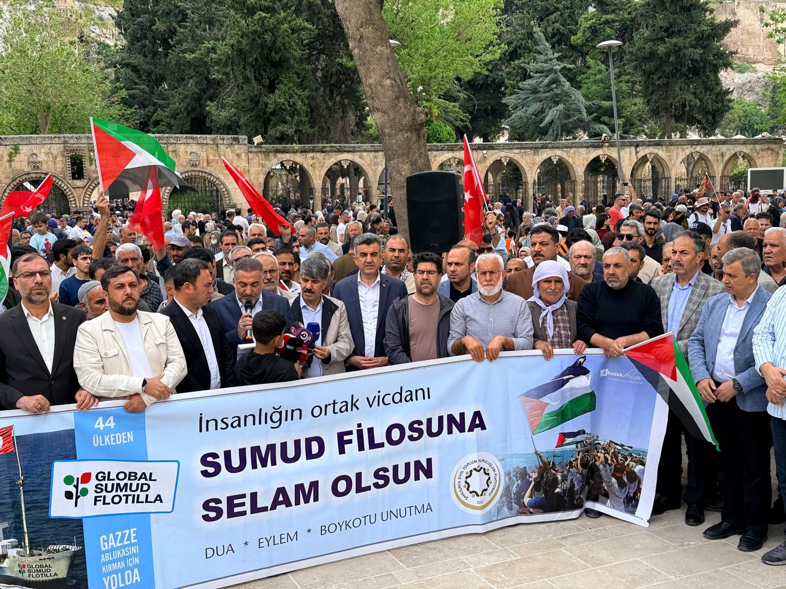 Şanlıurfa STK’lardan Gazze Ve Yardım Filosuna Yönelik Müdahaleye Tepki