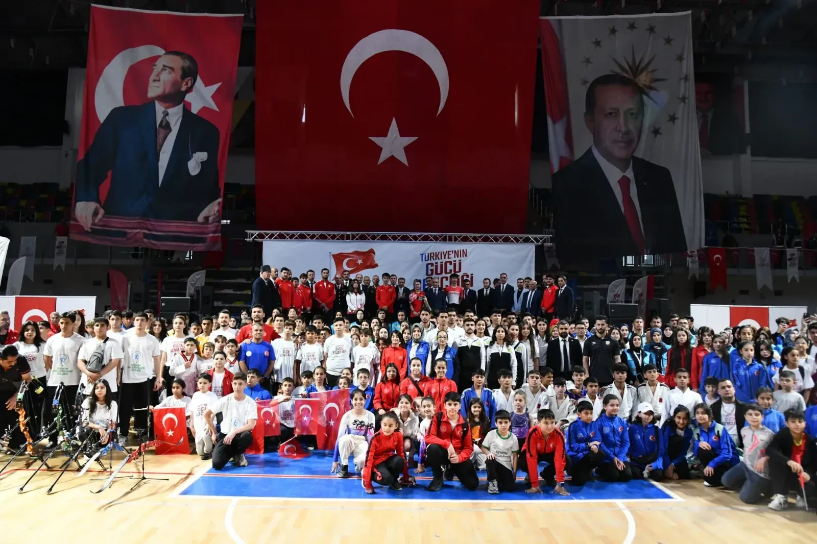 Şanlıurfa’da 19 Mayıs Coşkusu: Gençlik Bayramı Törenle Kutlandı