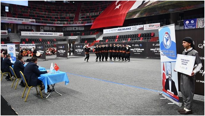 Siverek Belediyespor Halk Oyunları Ekibi Türkiye Finalinde