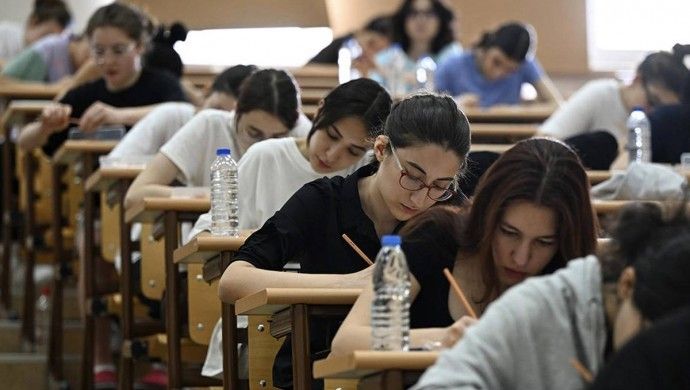 2 buçuk milyonu aşkın öğrencide sınav heyecanı