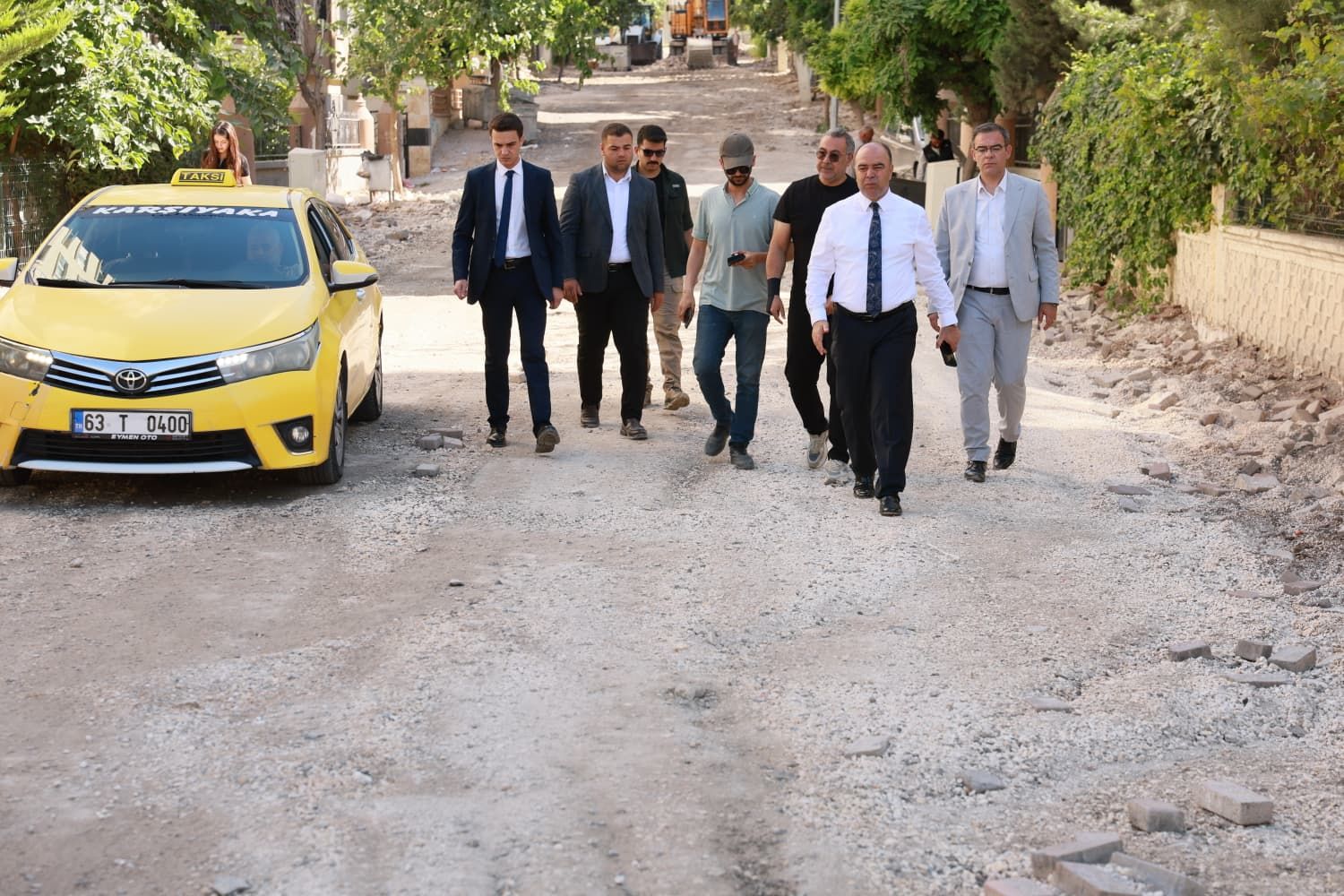 Başkan Nihat Çiftçi, Akpıyar Mahallesi’ndeki Yol Çalışmalarını İnceledi