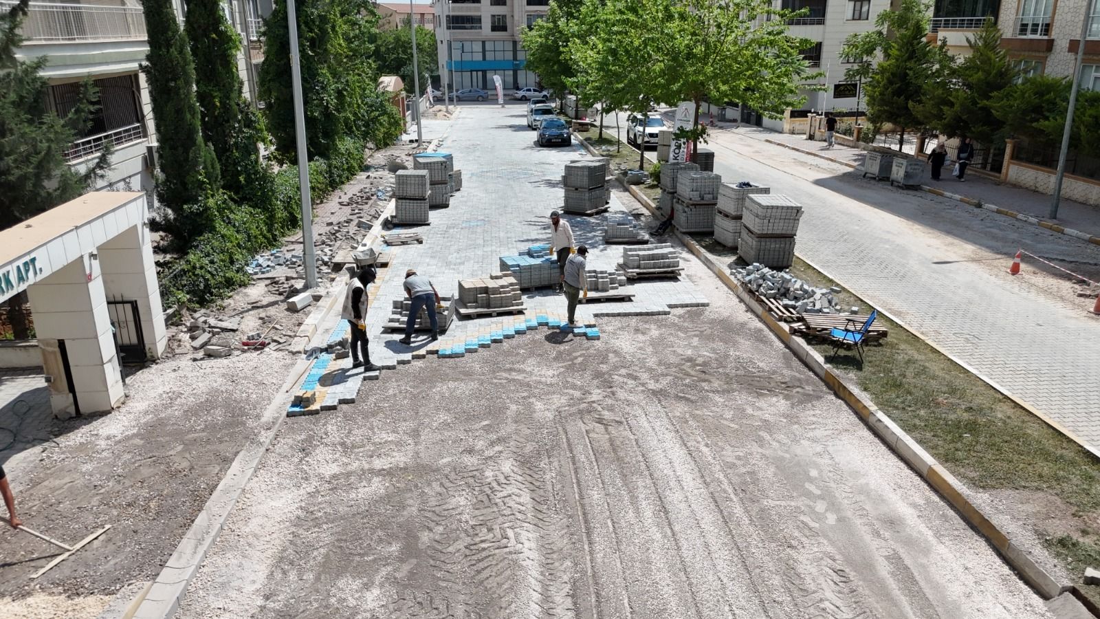KARAKÖPRÜ’ DE PRESTİJ SOKAK ÇALIŞMALARI ARALIKSIZ SÜRÜYOR