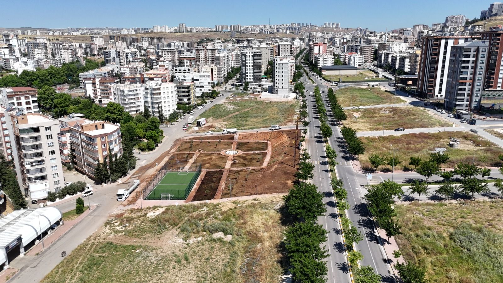 Karaköprü’ye İki Yeni Park: Alibaba ve Doğukent Mahalleleri Yeşil Alanlara Kavuşuyor