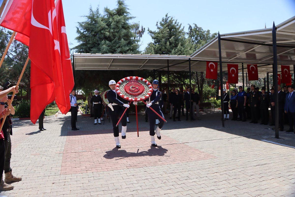 ŞANLIURFA’YA “ŞANLI” ÜNVANININ VERİLİŞİNİN 42. YIL DÖNÜMÜ KUTLANDI