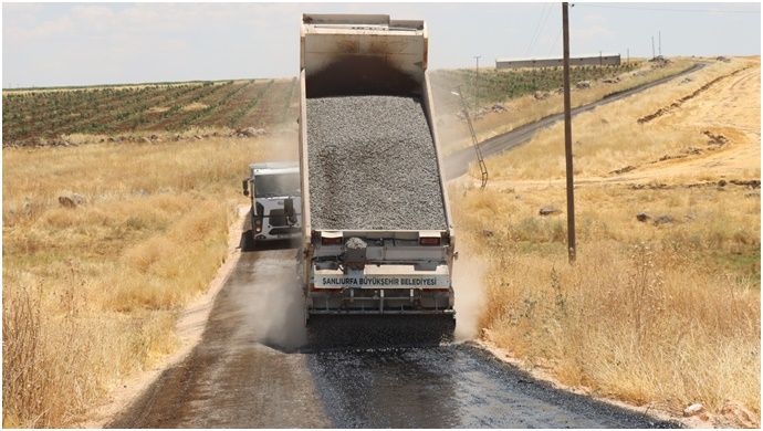 Büyükşehir’den Siverek Kırsalında 13 Kilometrelik Asfalt Atağı