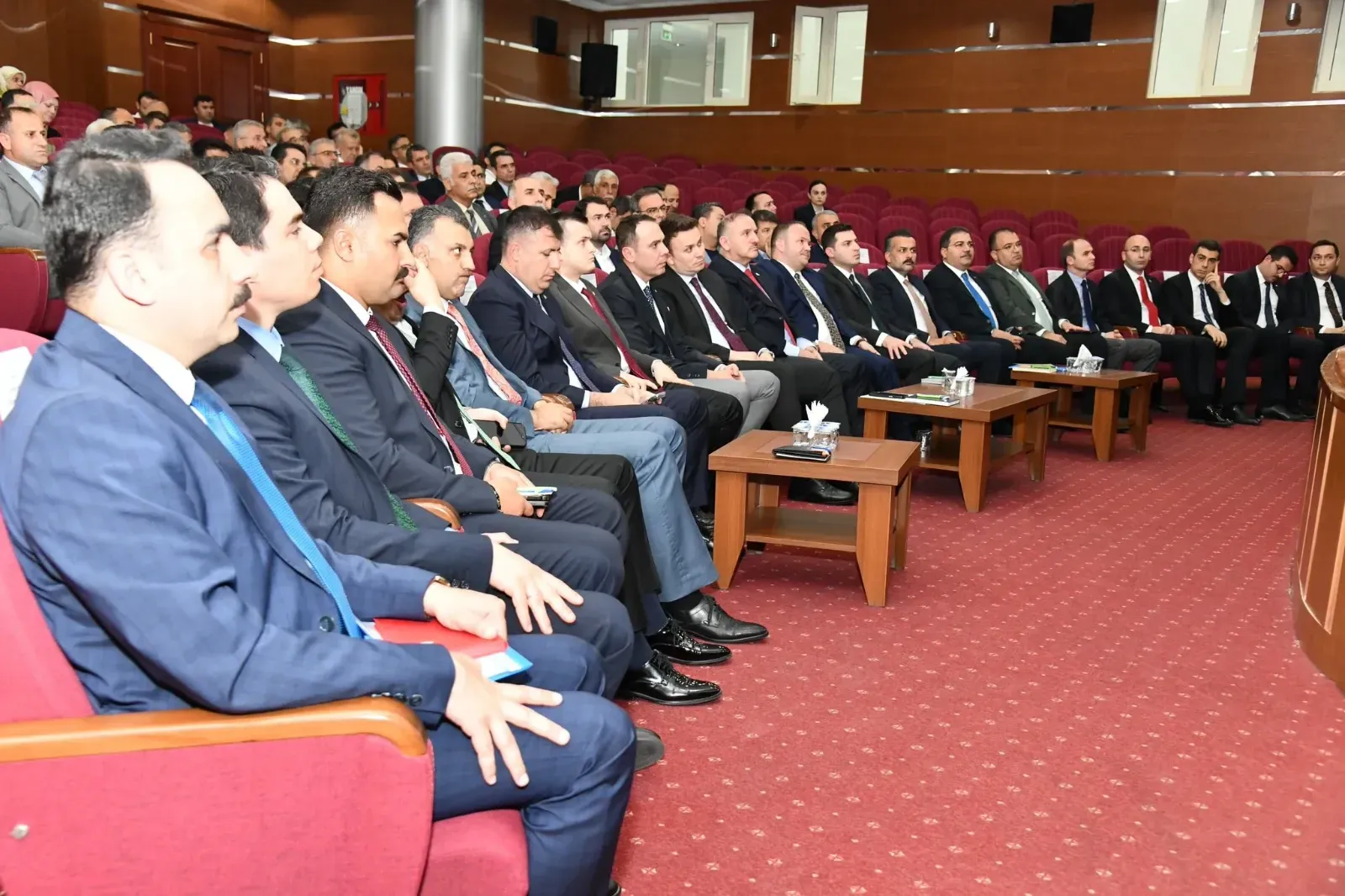 İl Koordinasyon Kurulu Toplantısı Yapıldı: Vali Şıldak’tan Yatırımlarda Hız ve Verimlilik Vurgusu