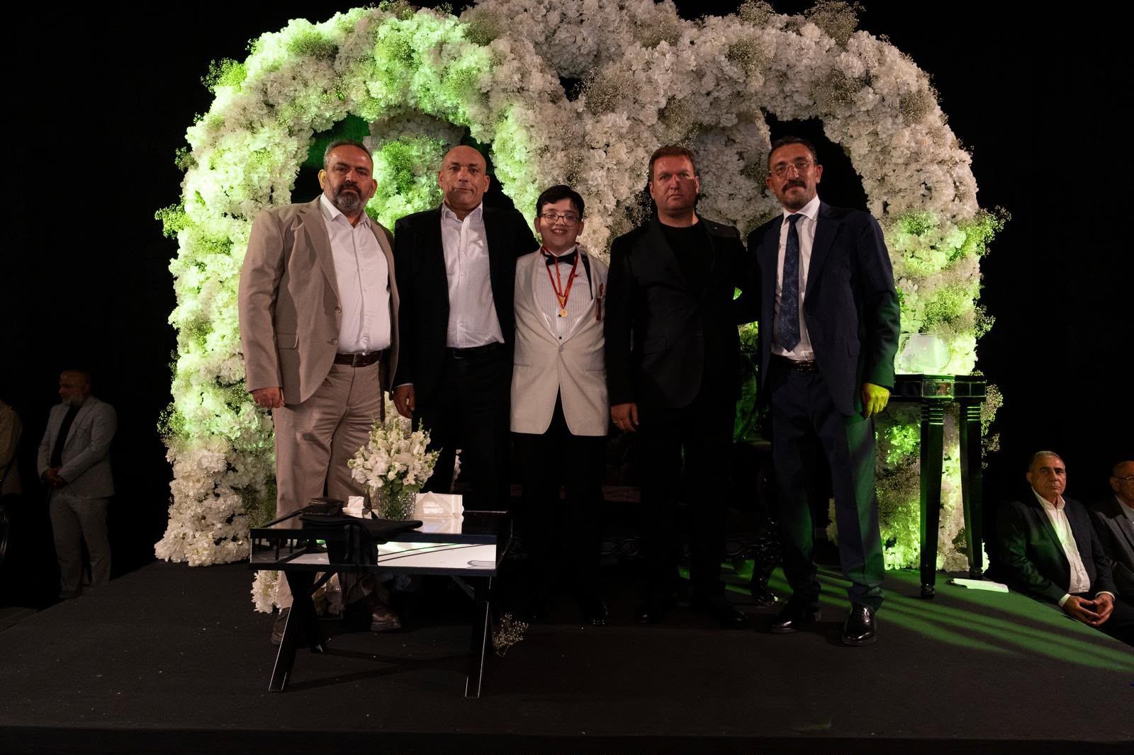 İzmir’de Gülel Ailesinin Görkemli Sünnet Şöleni: Türkiye’nin Dört Bir Yanından Yoğun Katılım
