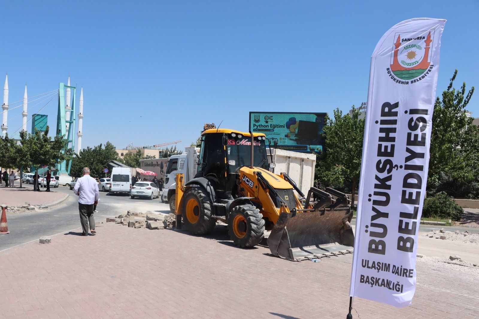 Şanlıurfa’da Hastane Önüne Köprülü Kavşak Yapılıyor: Akçakale Karayolu Trafiği Rahatlayacak