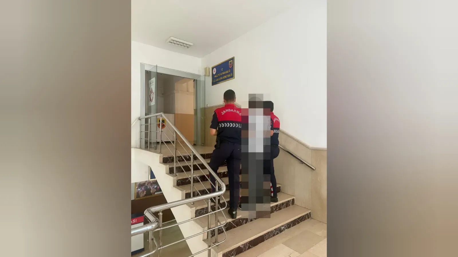 Şanlıurfa’da Hırsızlıktan Aranan Hükümlü Jandarma Tarafından Yakalandı