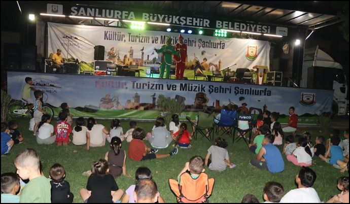 Büyükşehir’den Karaköprü’de Müzik Ve Eğlence Dolu Gece