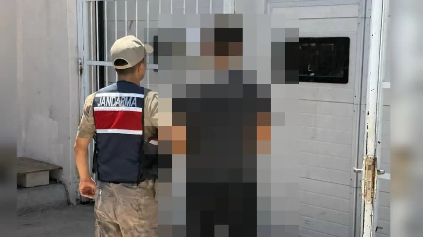 Ceylanpınar’da 5 Yıl Hapis Cezası Bulunan Firari JASAT Operasyonuyla Yakalandı