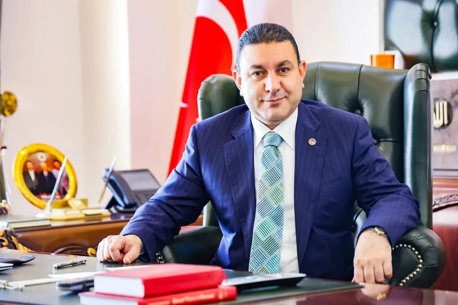 Harran’da Üniversiteye Yerleşen Gençlere Başkan Özyavuz’dan Tebrik