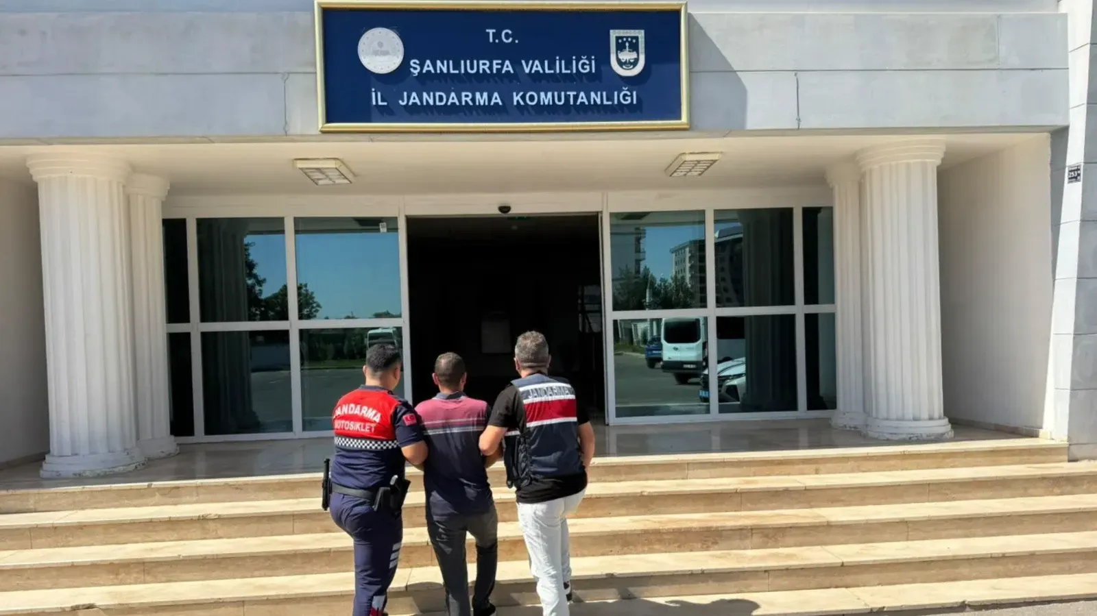 Şanlıurfa’da 7 Yıl 6 Ay Hapis Cezası Bulunan Firari Yakalandı