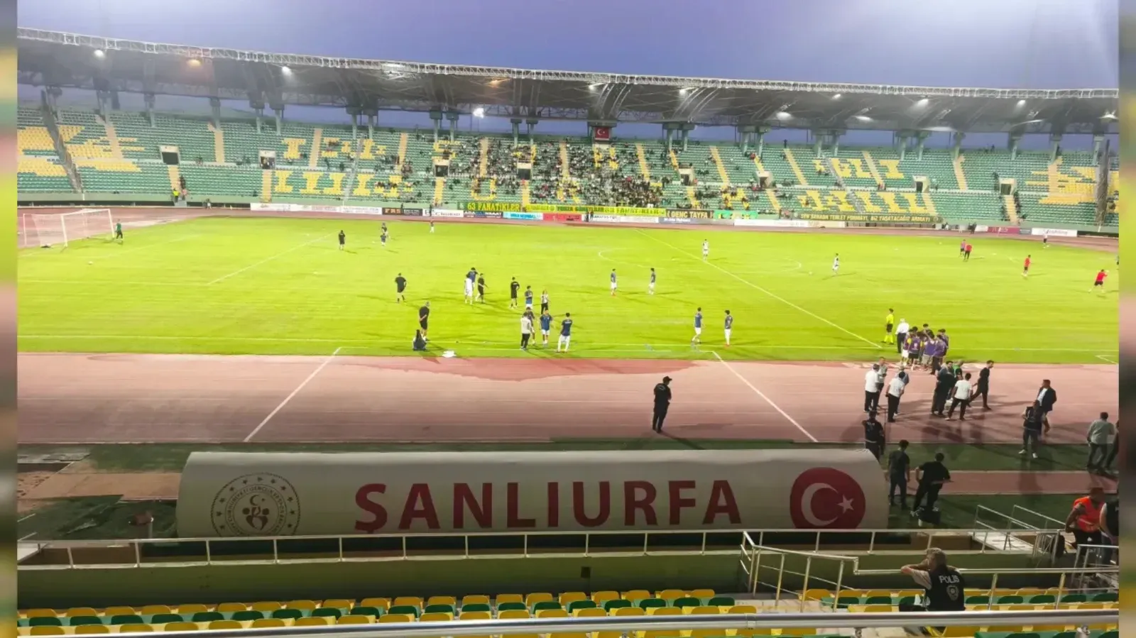 Şanlıurfa’da futbol dayanışması: Muşspor’a taraftarlardan anlamlı destek