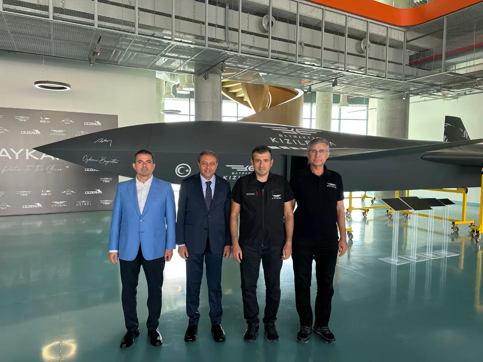 Vali Şıldak, Selçuk Bayraktar ile TEKNOFEST Güneydoğu hazırlıklarını görüştü