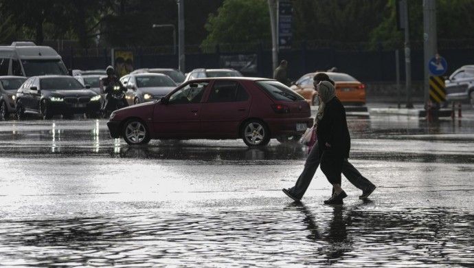 2 il için turuncu, 3 il için sarı kodlu uyarı