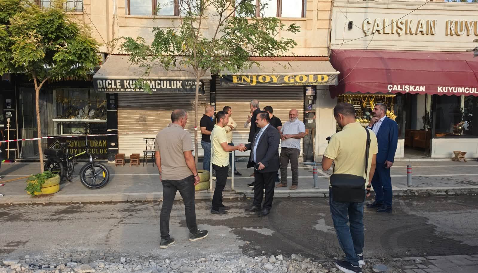 Başkan Serhat Dicle İnan Kuyumcular Çarşısı’nda Çalışmaları İnceledi