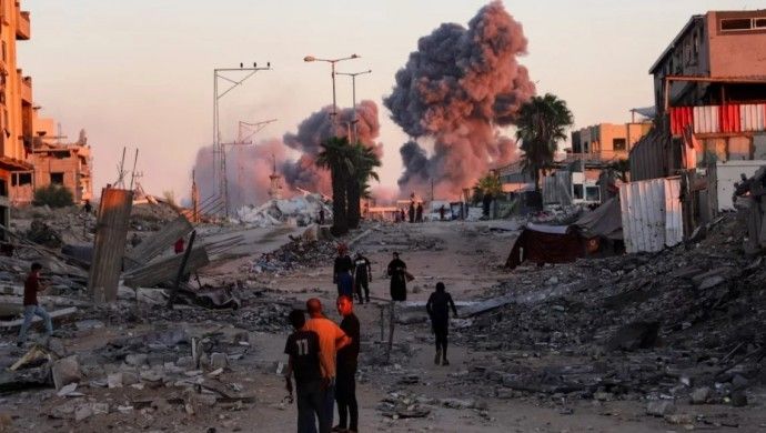 İsrail, Gazze’de bir otobüsü vurdu: 5 ölü, 13 yaralı
