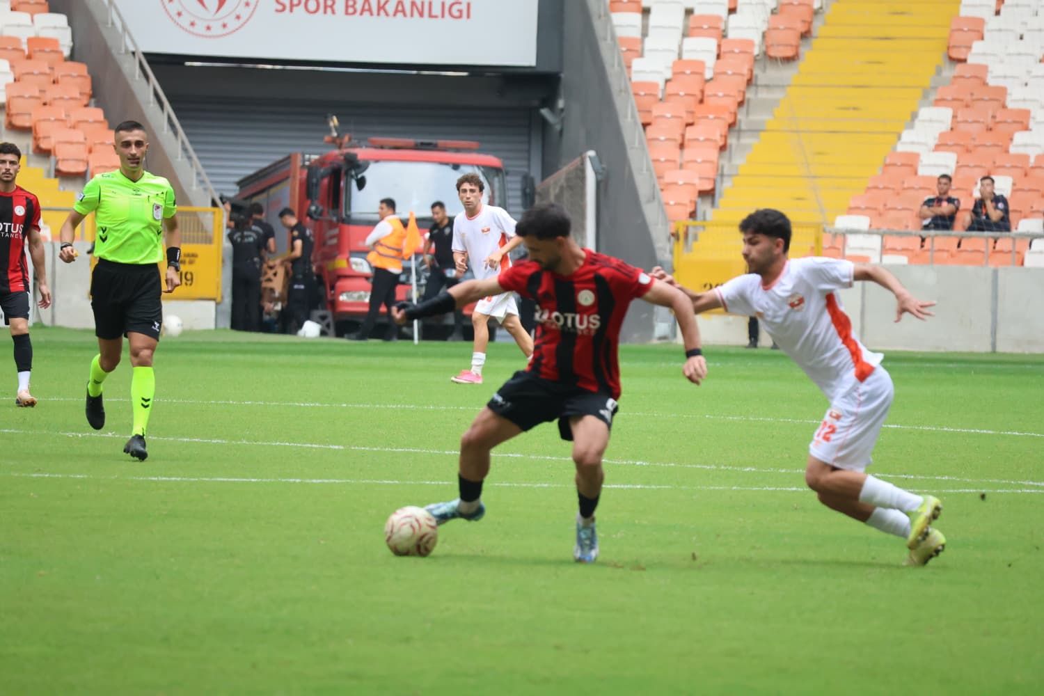 Karaköprü Belediyespor’dan Deplasmanda Kritik Galibiyet!