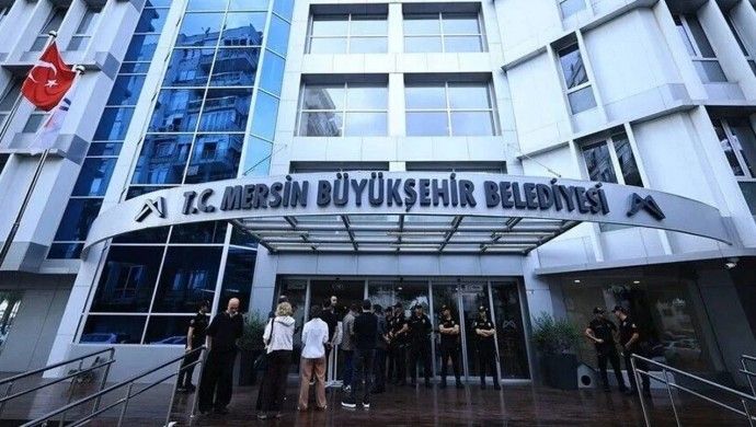 Mersin Büyükşehir Belediyesi CHP’de kaldı