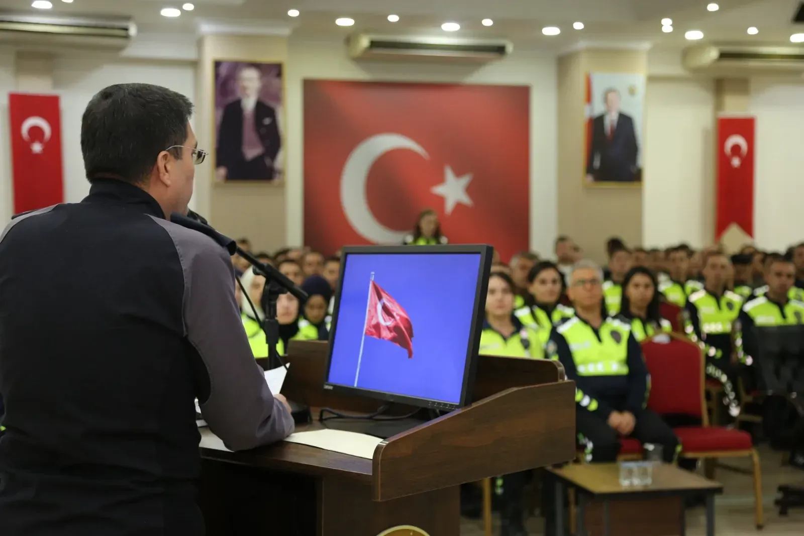 Şanlıurfa’da Trafik Güvenliği İçin Değerlendirme Toplantısı