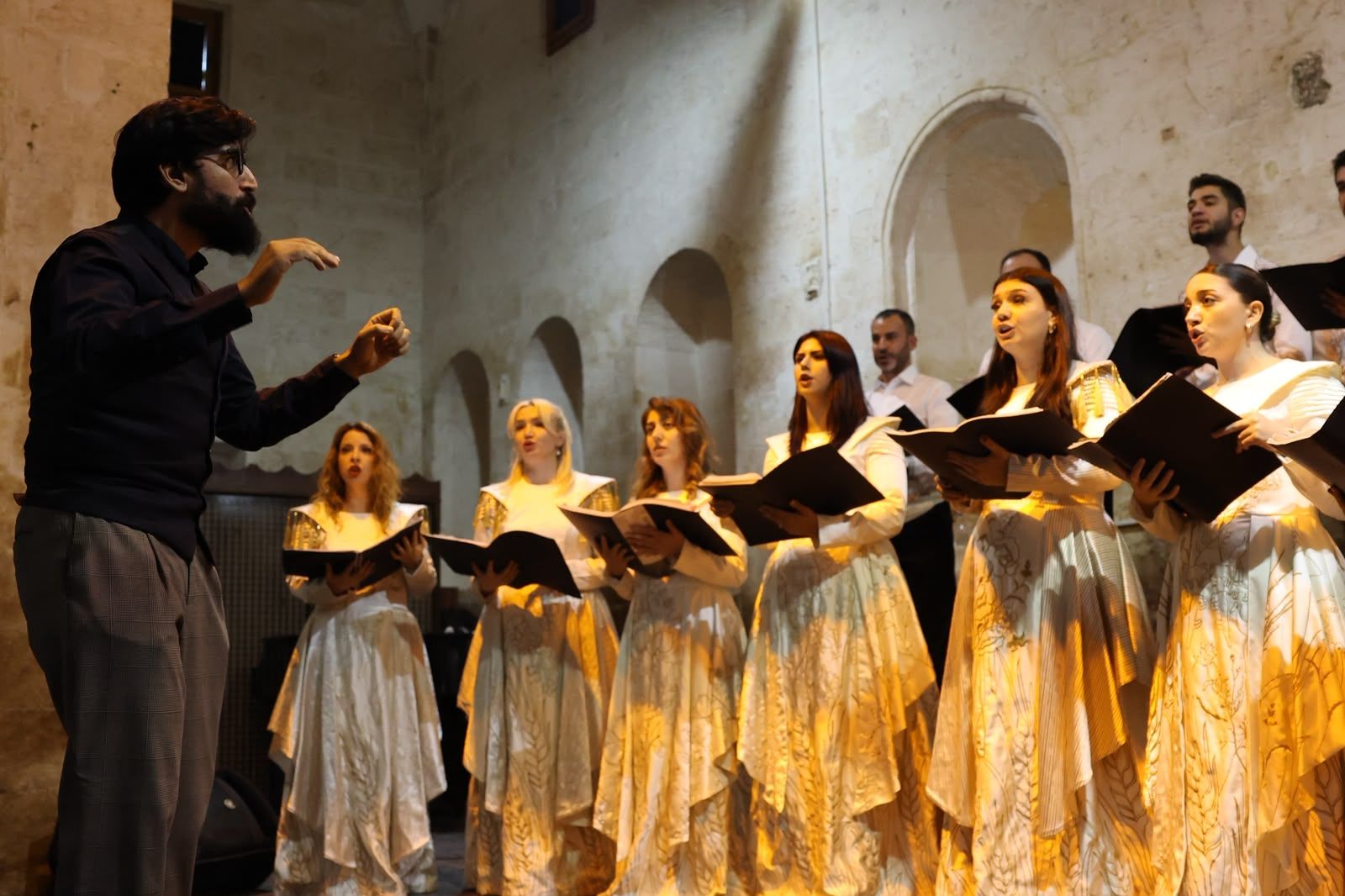 Şanlıurfa’da UNESCO Müzik Şöleni: 30 Ülkeden Temsilci Urfa’da Buluştu